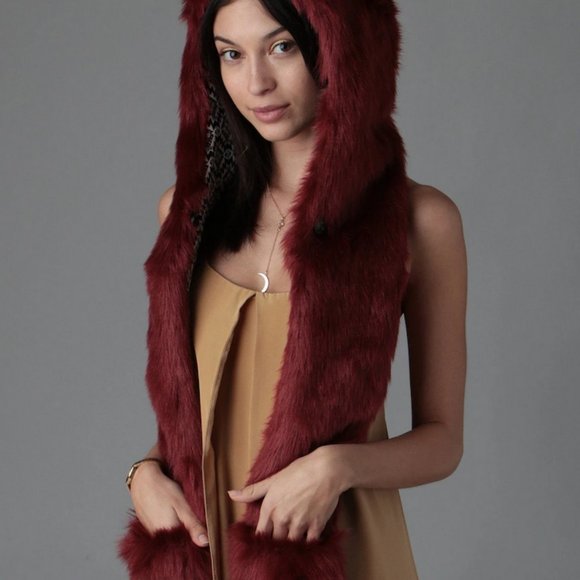 Fire Wolf CE SpiritHood - Picture 6 of 6